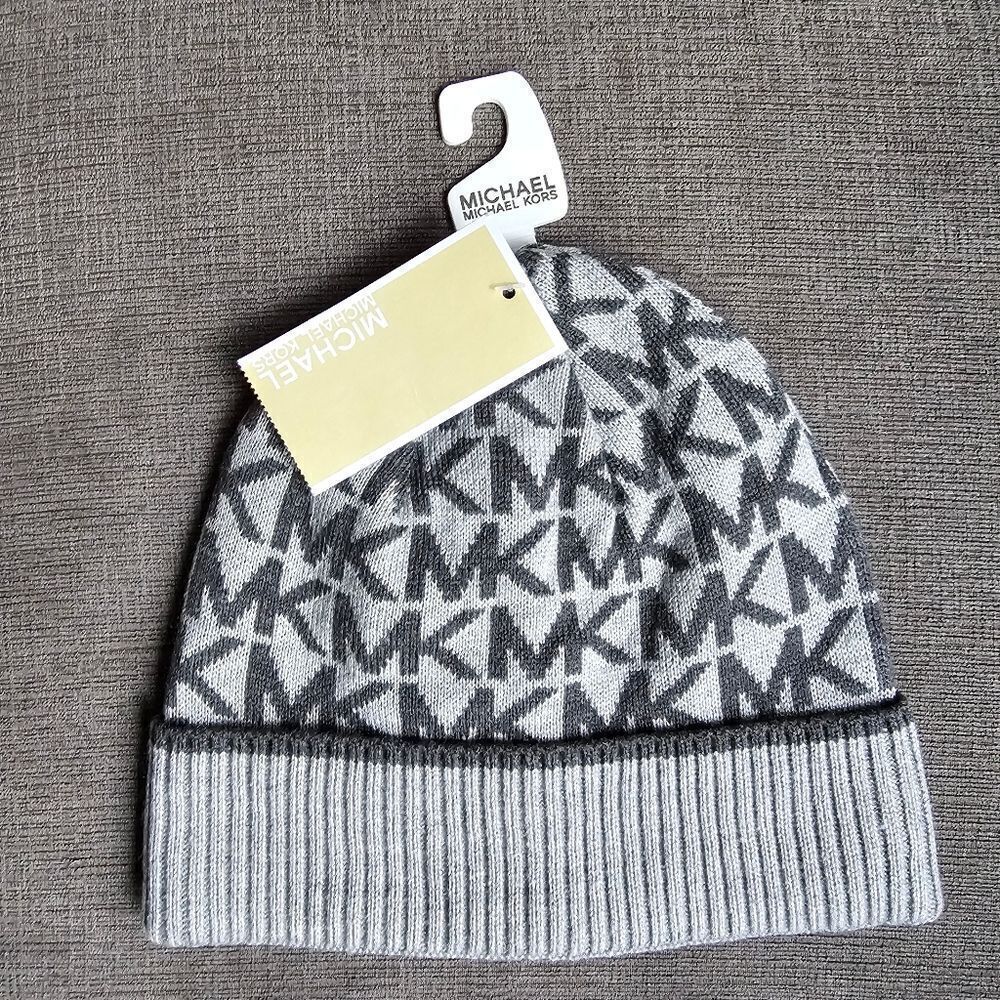 Michael Kors Women`s Bordered MK Logo Cuff Beanie HAT Grey and dark grey
